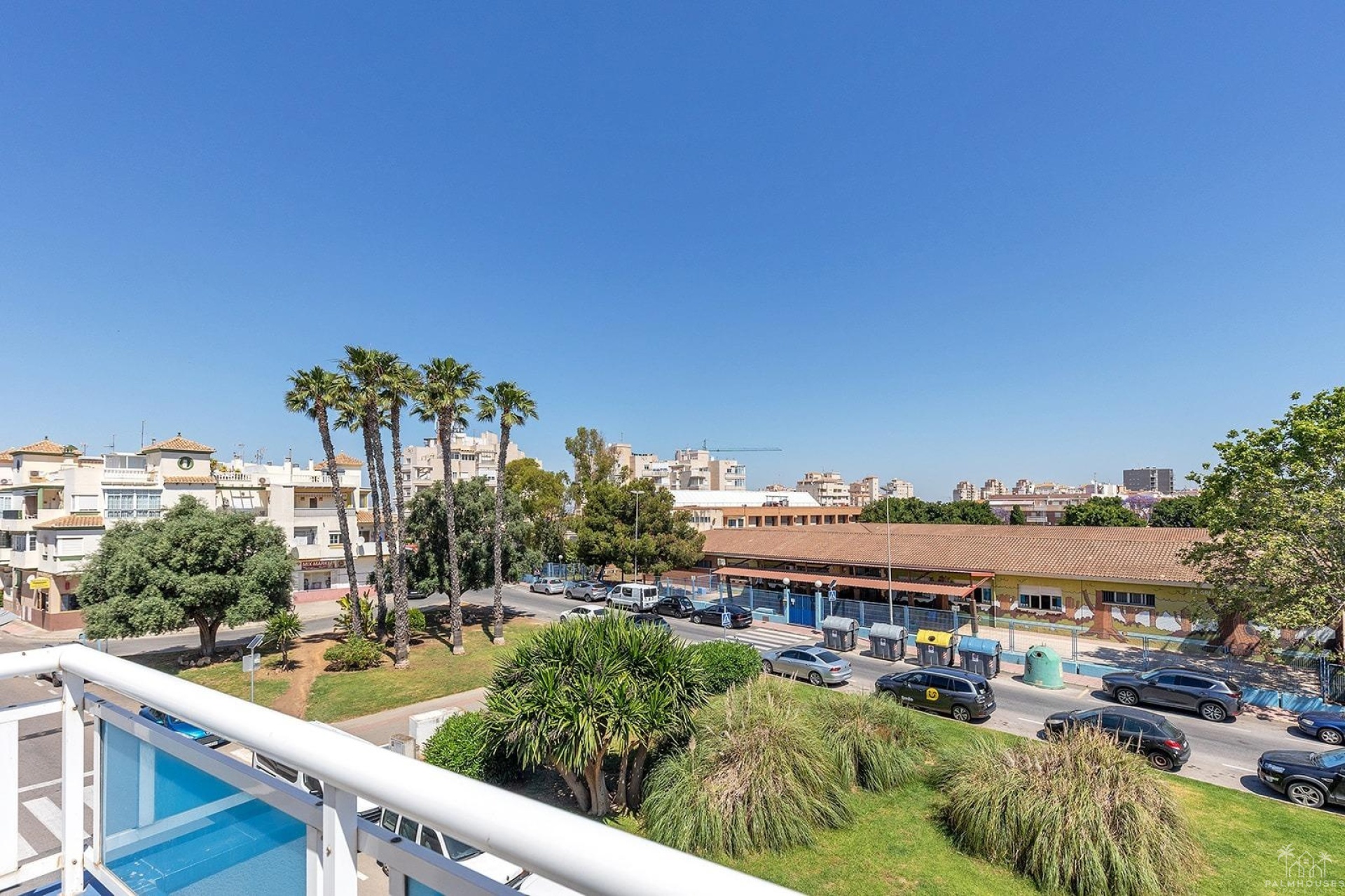 Resale - Apartments - Torrevieja - Estacion de autobuses