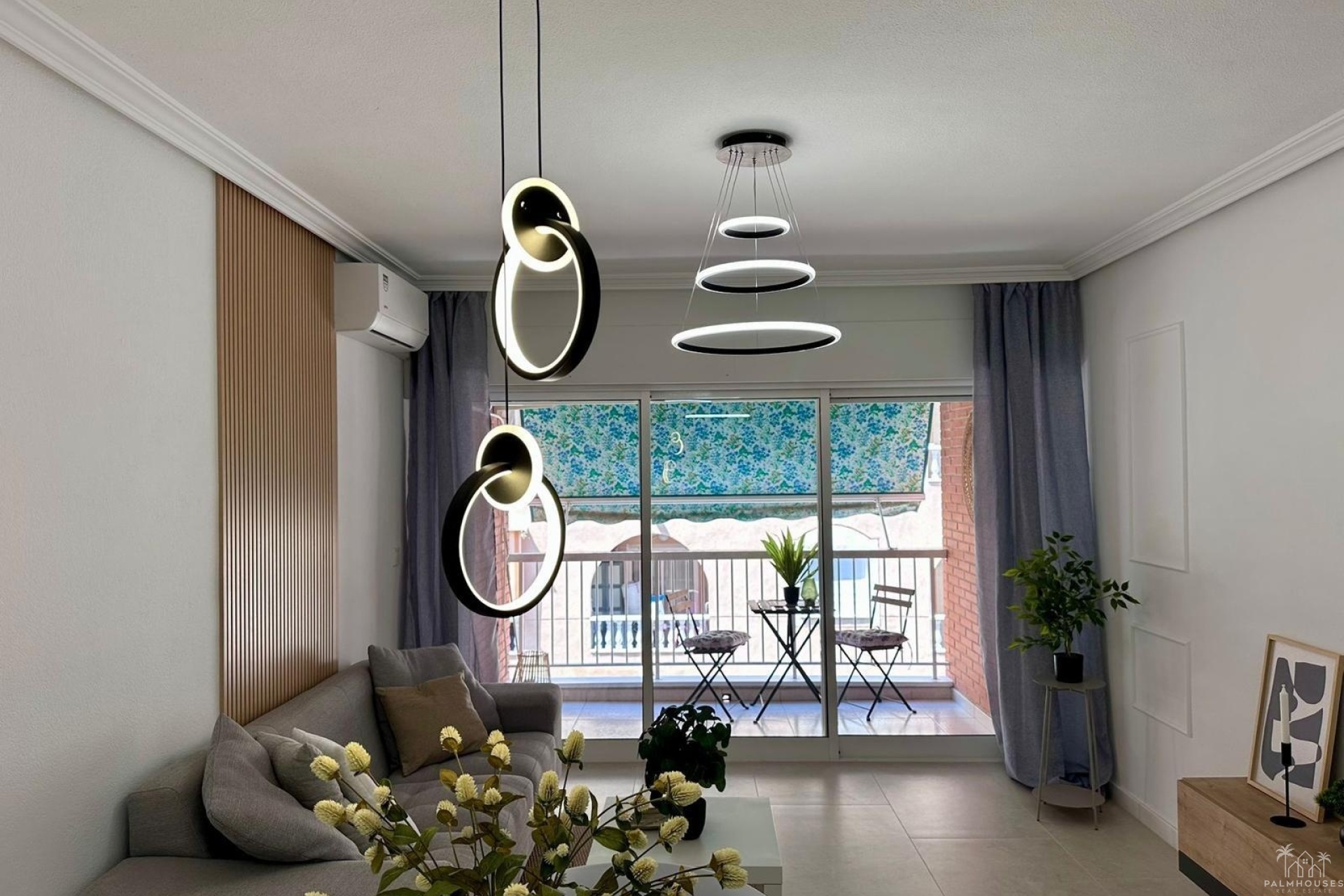 Resale - Apartments - Torrevieja - Estacion de autobuses