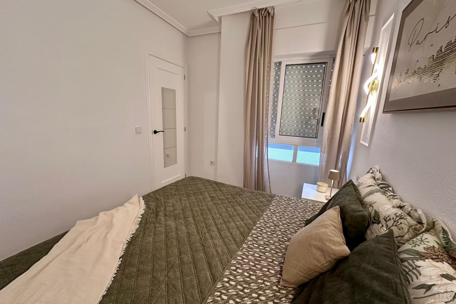 Resale - Apartments - Torrevieja - Estacion de autobuses