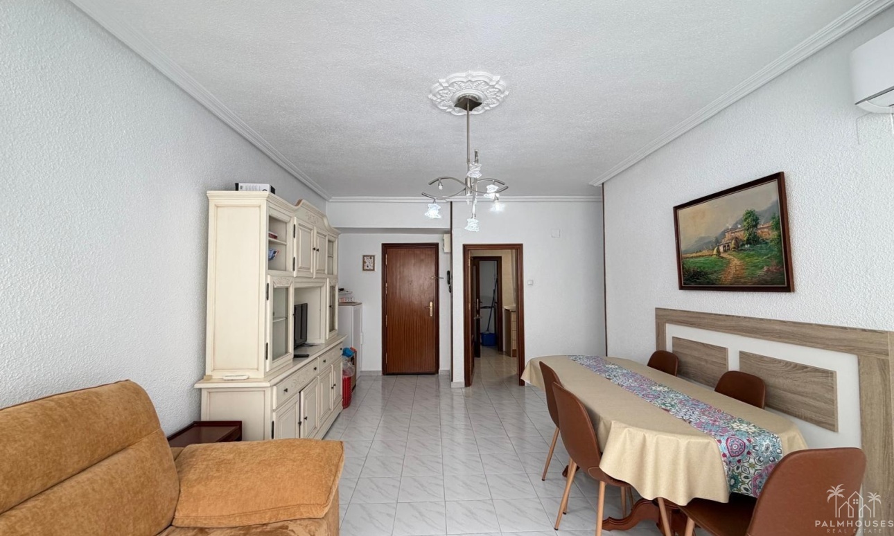 Resale - Apartments - Torrevieja - Estacion de autobuses