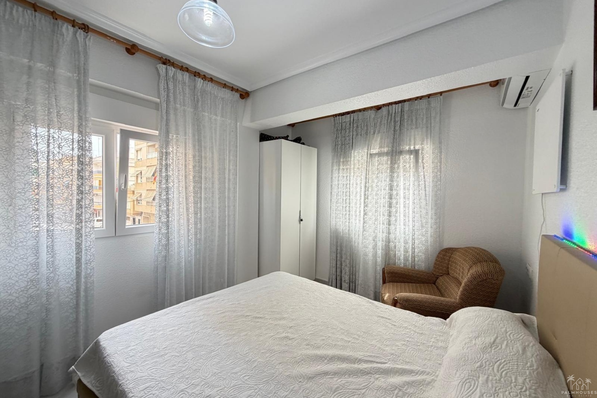 Resale - Apartments - Torrevieja - Estacion de autobuses