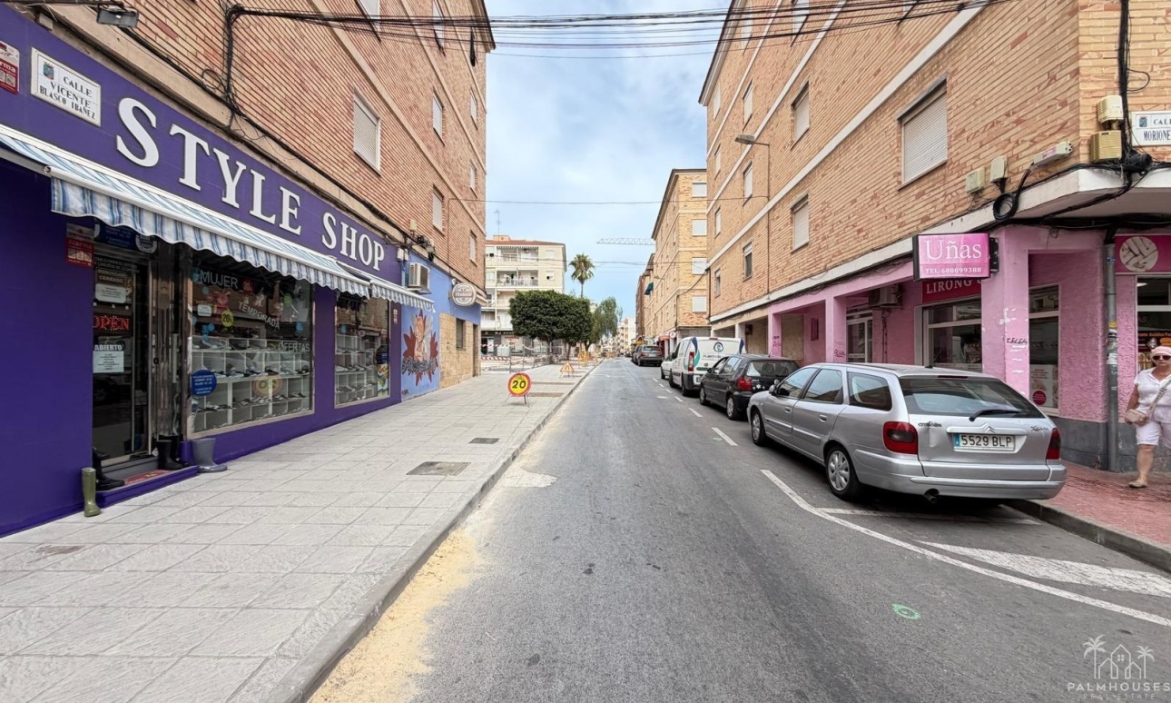 Resale - Apartments - Torrevieja - Estacion de autobuses