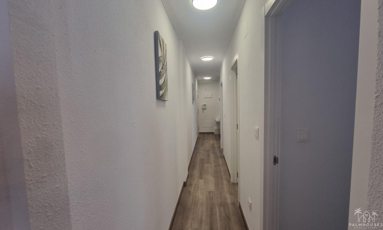 Resale - Apartments - Torrevieja - Estacion de autobuses