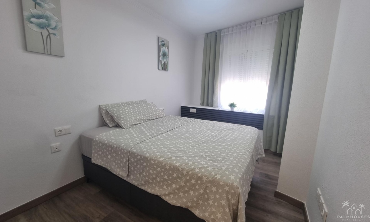 Resale - Apartments - Torrevieja - Estacion de autobuses