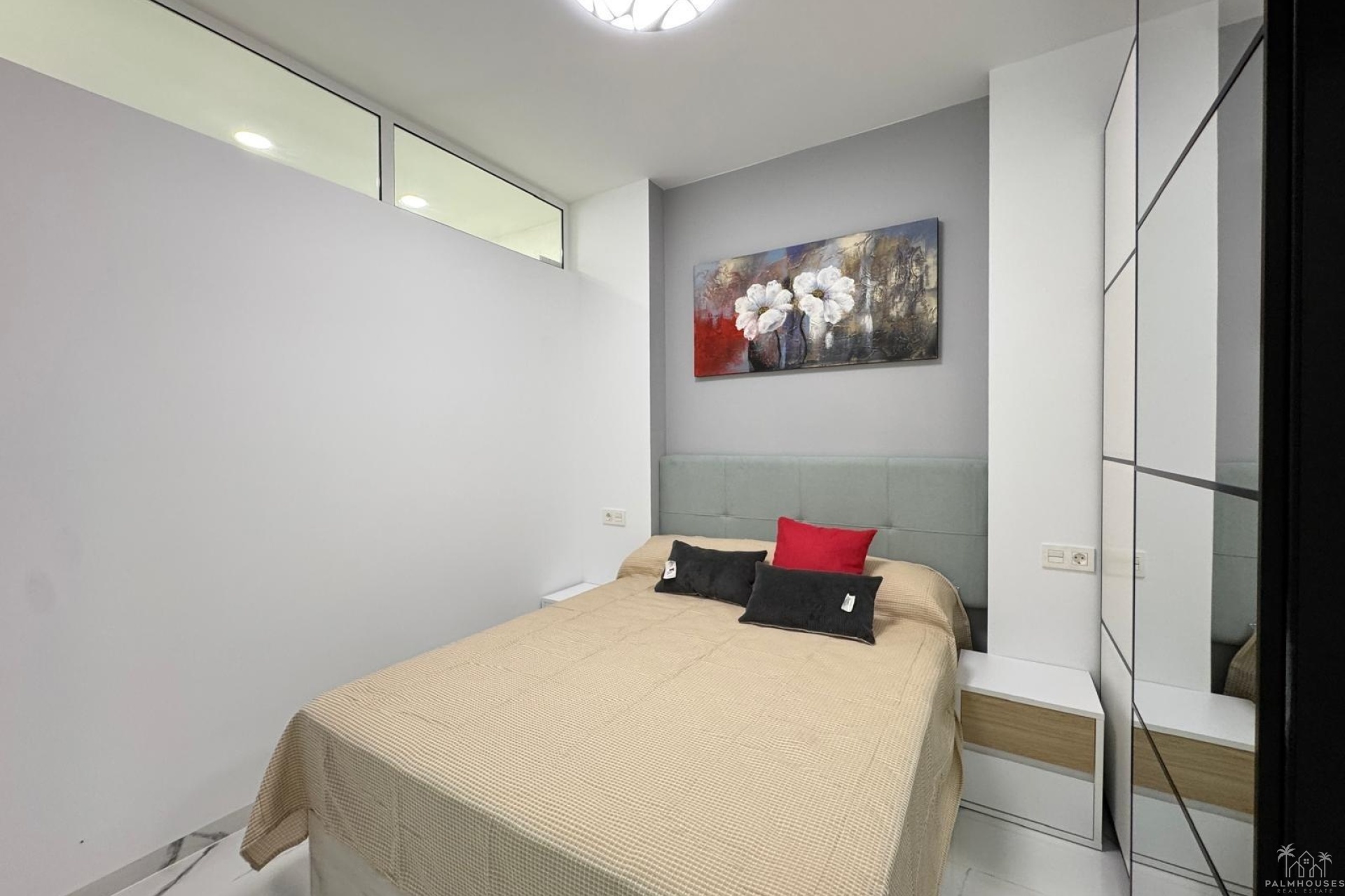 Resale - Apartments - Torrevieja - Estacion de autobuses