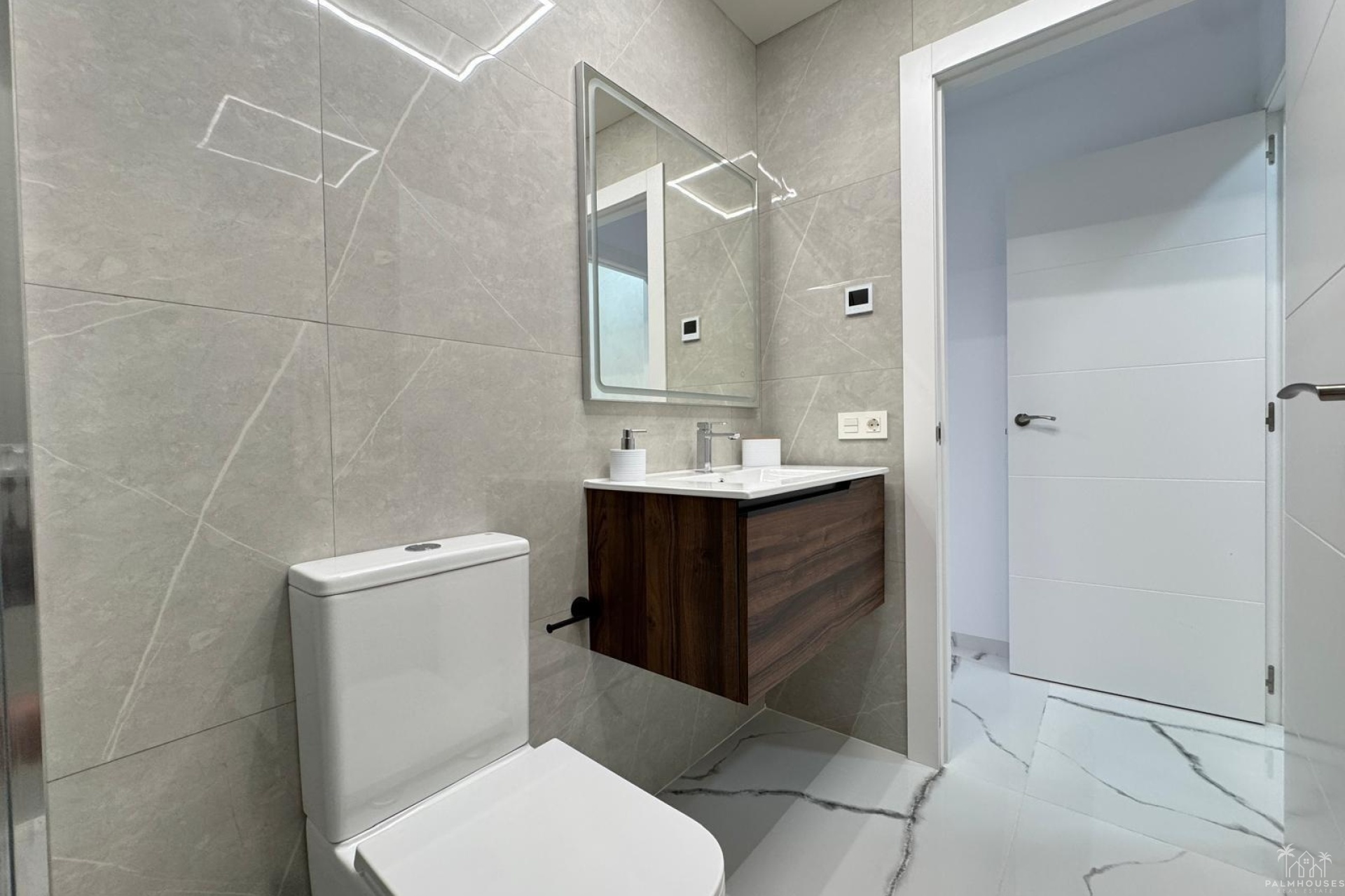 Resale - Apartments - Torrevieja - Estacion de autobuses