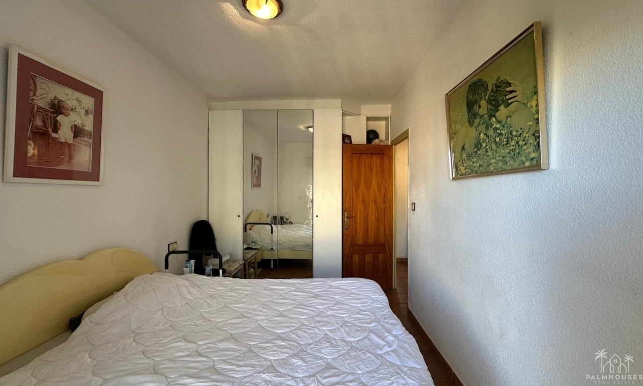 Resale - Apartments - Torrevieja - Estacion de autobuses