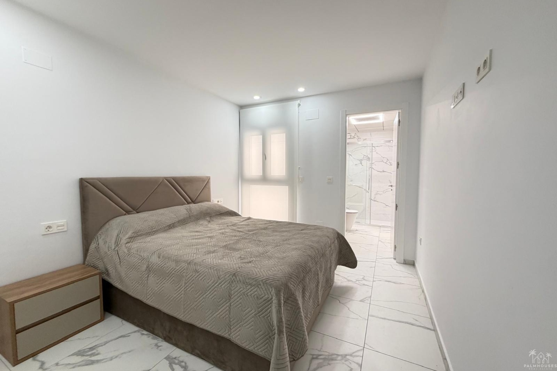 Resale - Apartments - Torrevieja - Estacion de autobuses