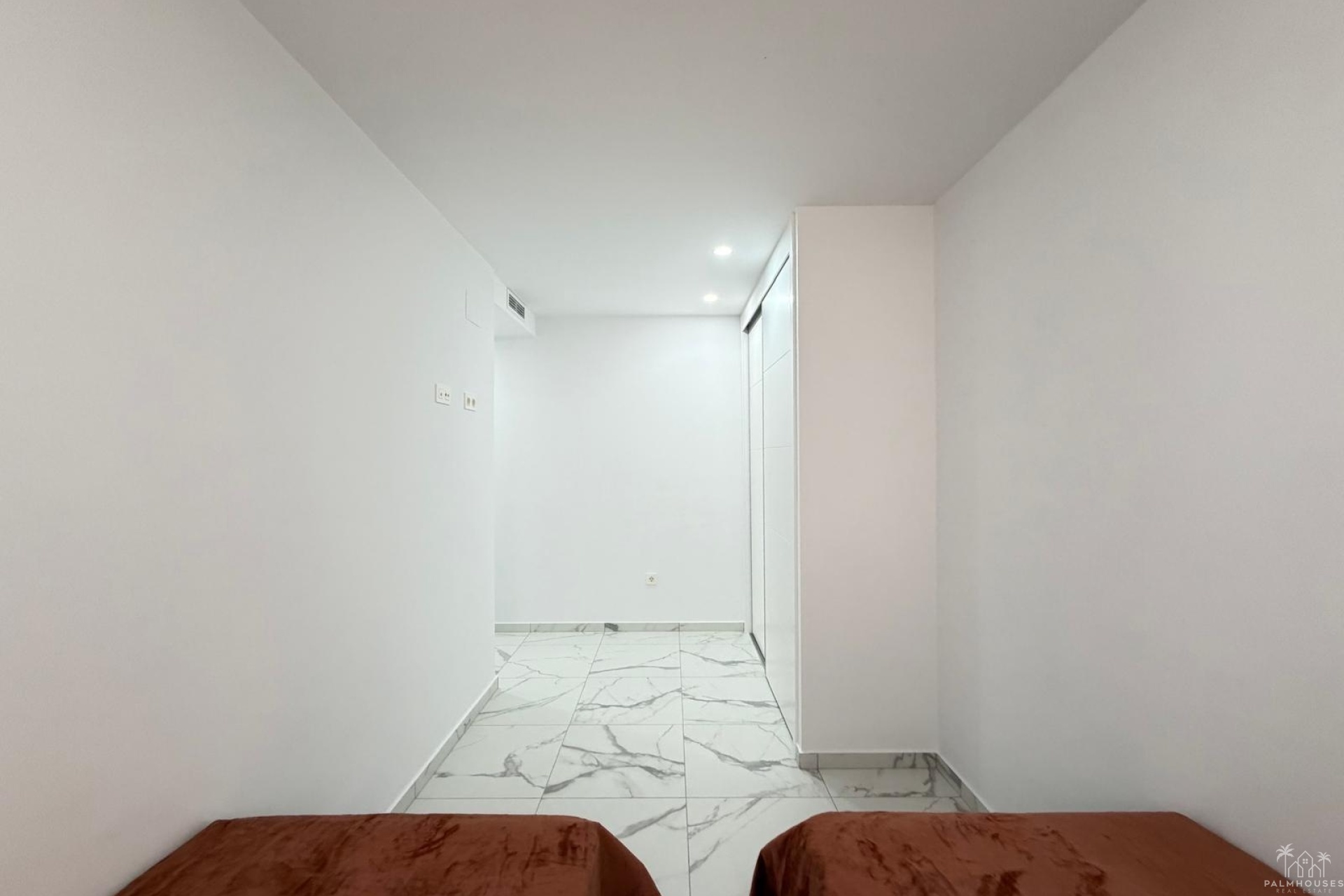 Resale - Apartments - Torrevieja - Estacion de autobuses