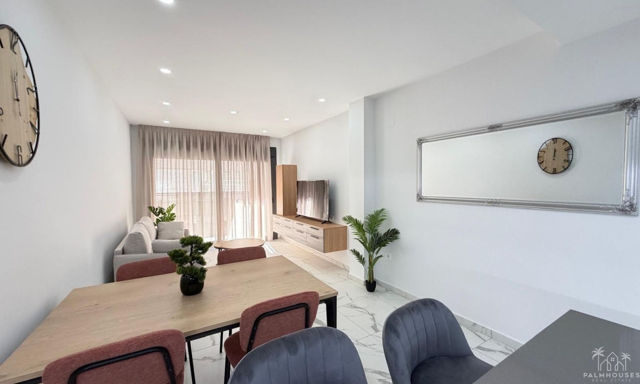 Resale - Apartments - Torrevieja - Estacion de autobuses