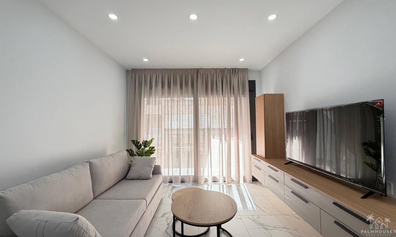 Resale - Apartments - Torrevieja - Estacion de autobuses