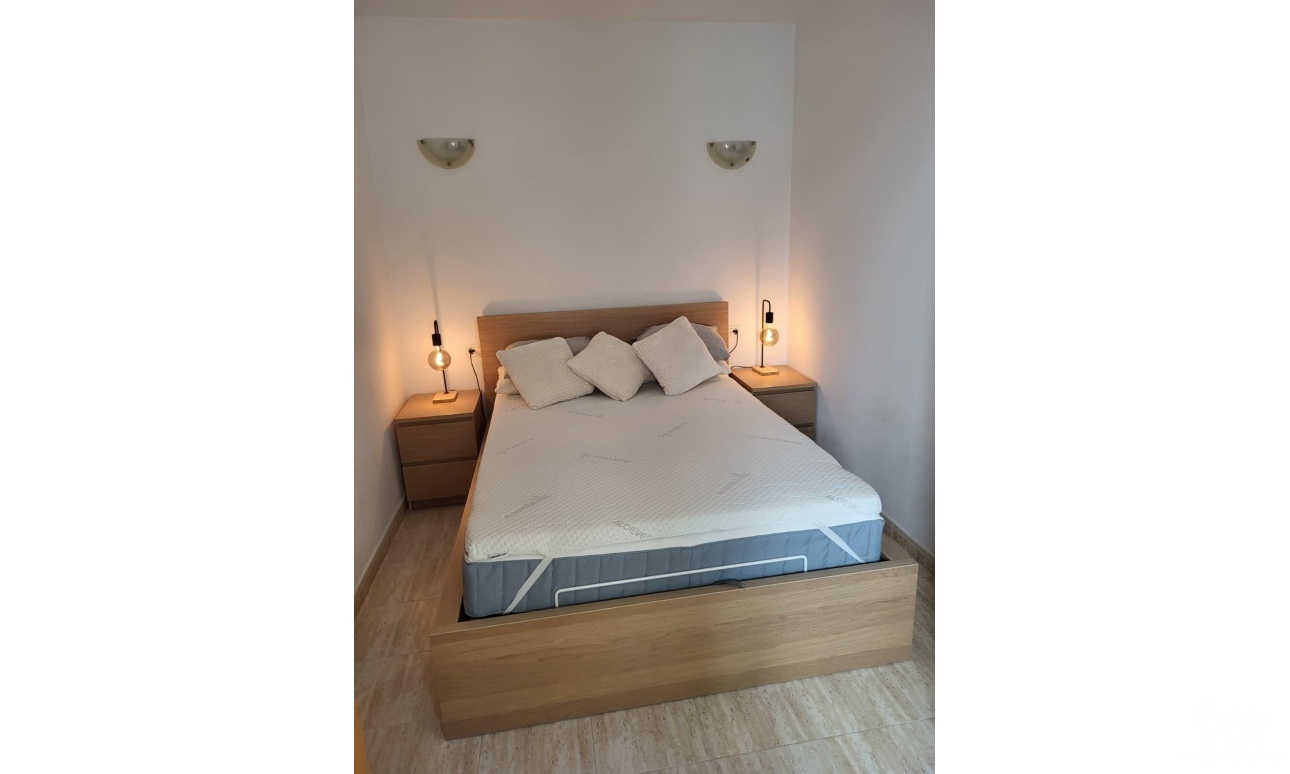 Resale - Apartments - Torrevieja - Estacion de autobuses