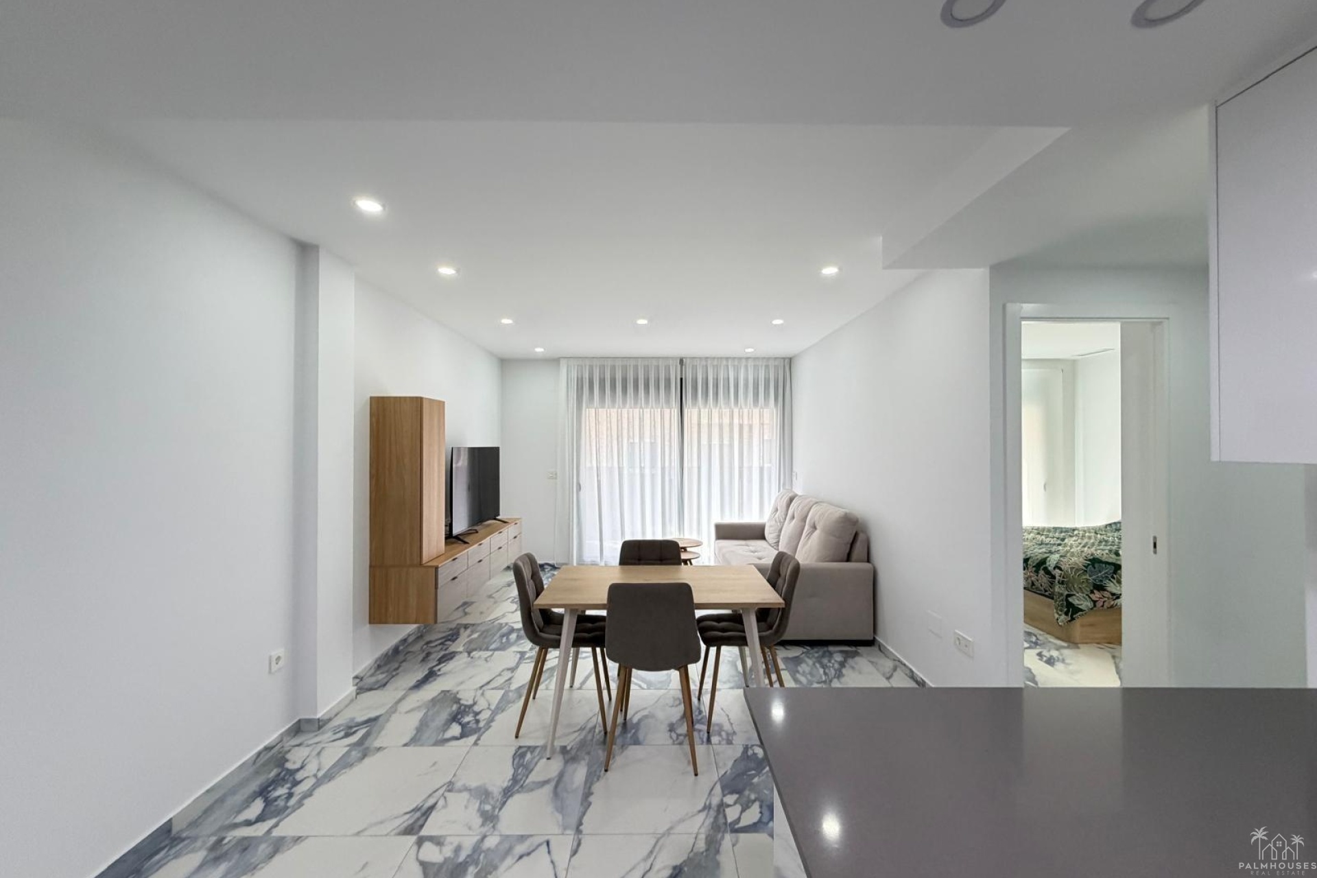 Resale - Apartments - Torrevieja - Estacion de autobuses