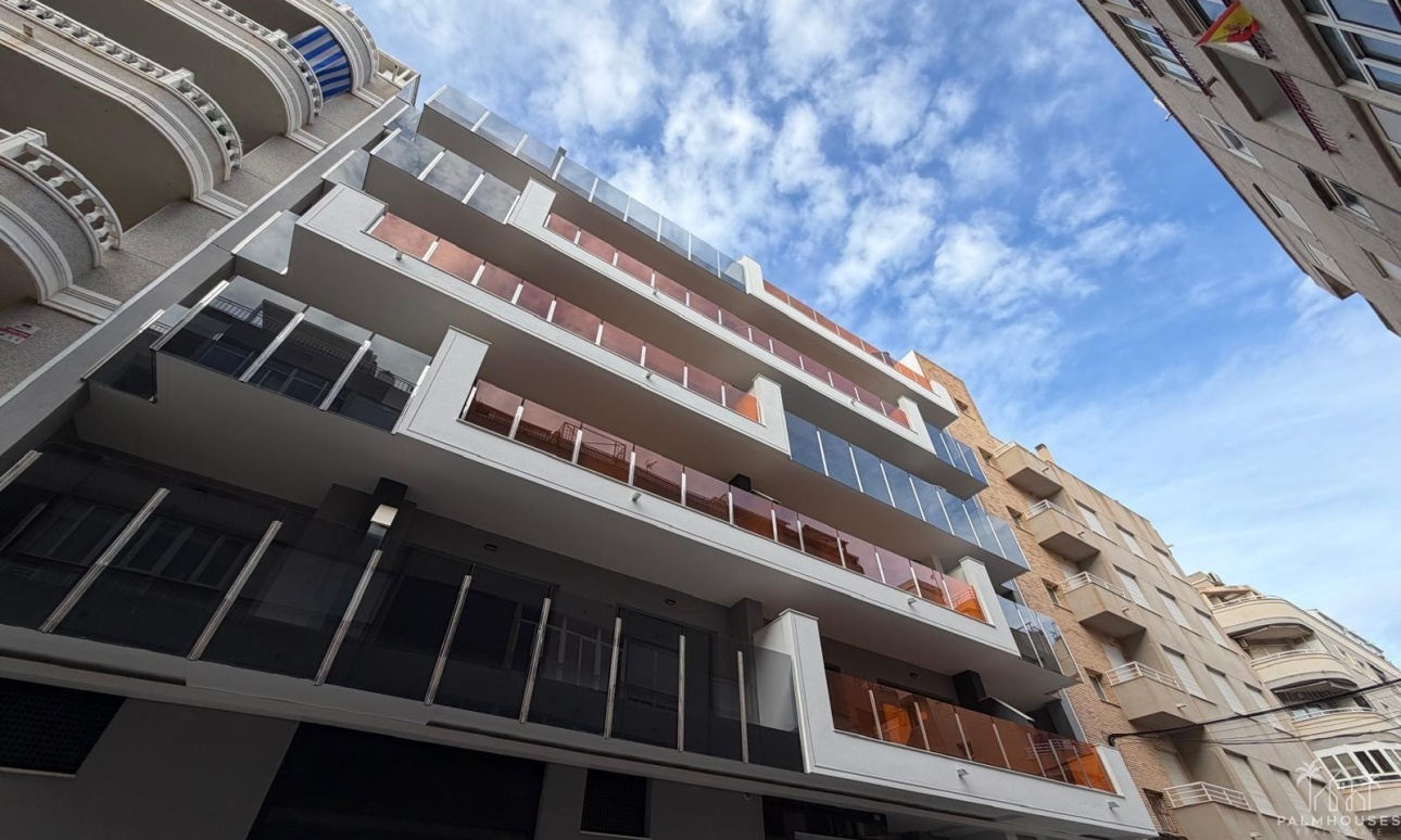 Resale - Apartments - Torrevieja - Estacion de autobuses