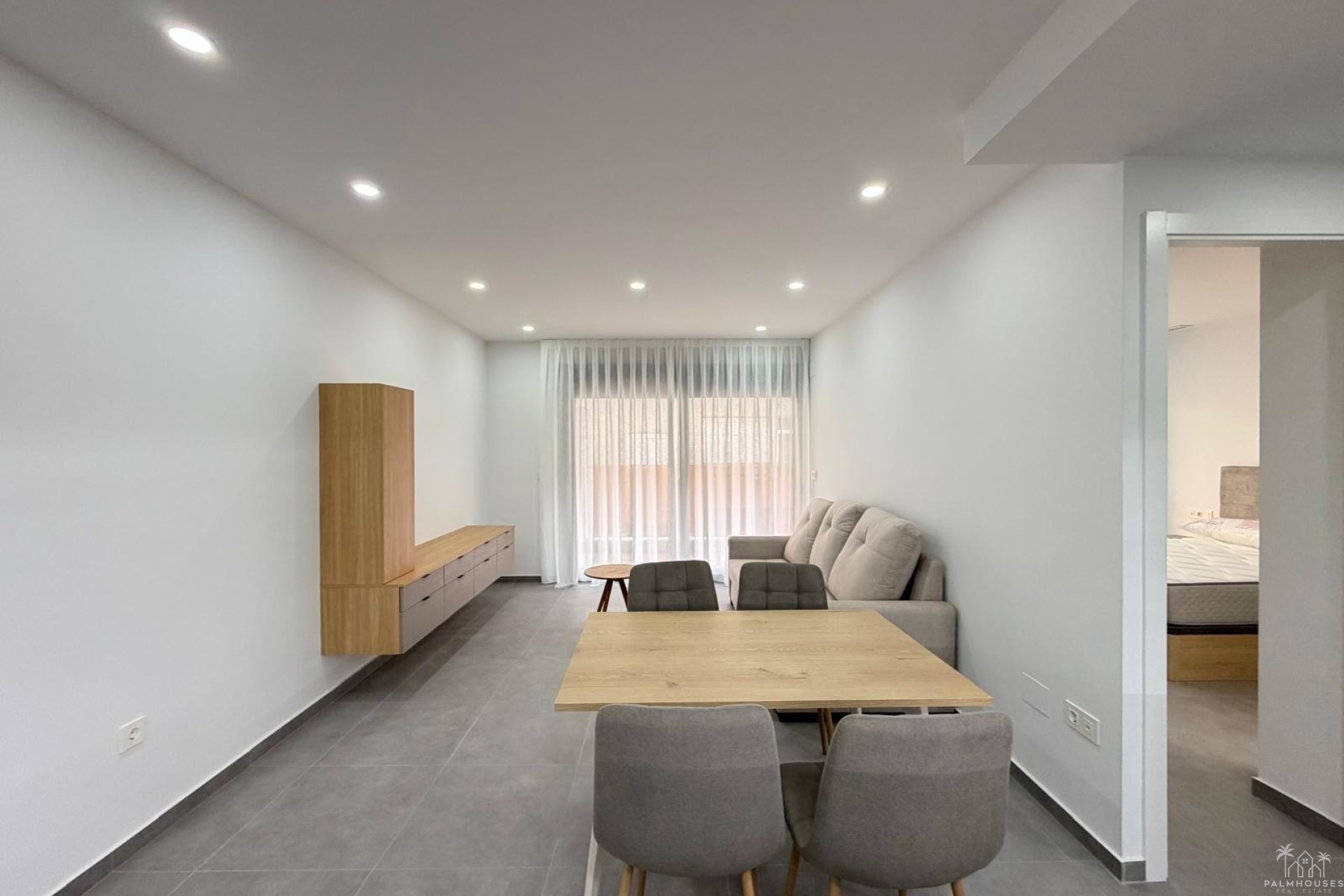 Resale - Apartments - Torrevieja - Estacion de autobuses