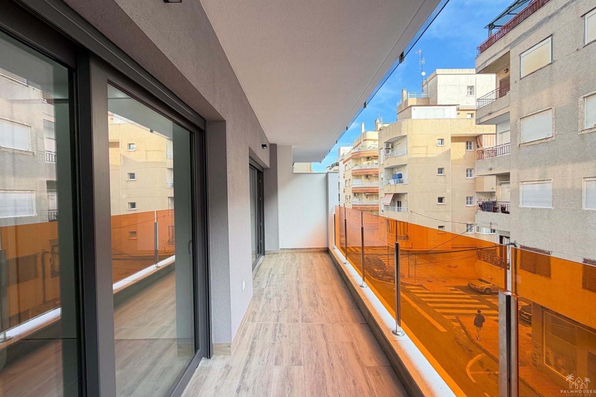 Resale - Apartments - Torrevieja - Estacion de autobuses