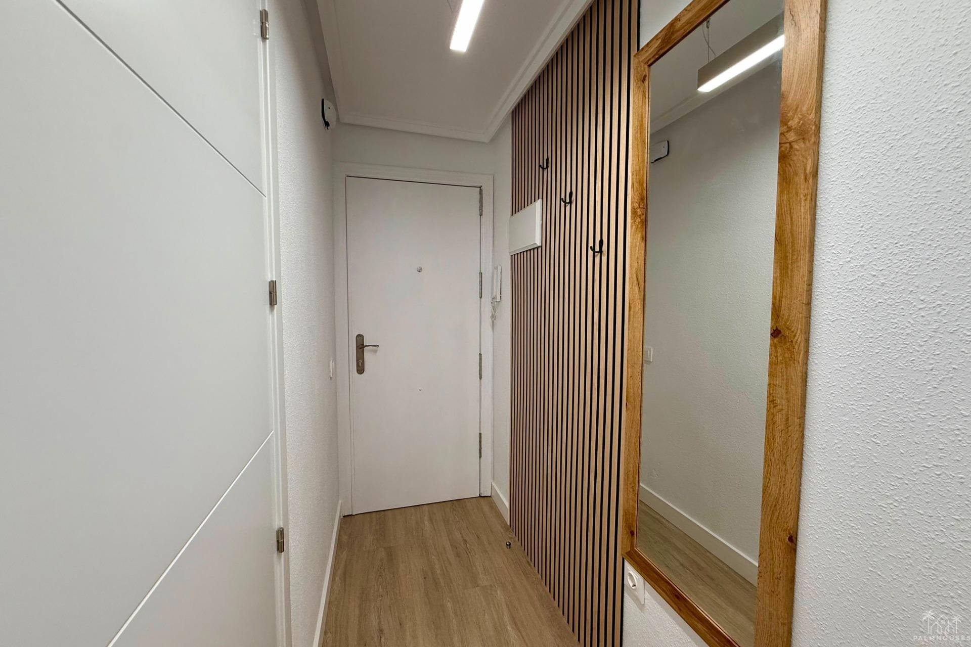 Resale - Apartments - Torrevieja - Habaneras