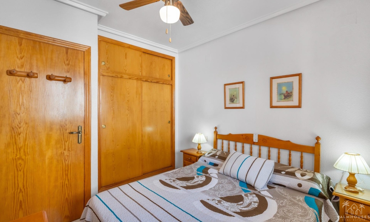 Resale - Apartments - Torrevieja - La Mata