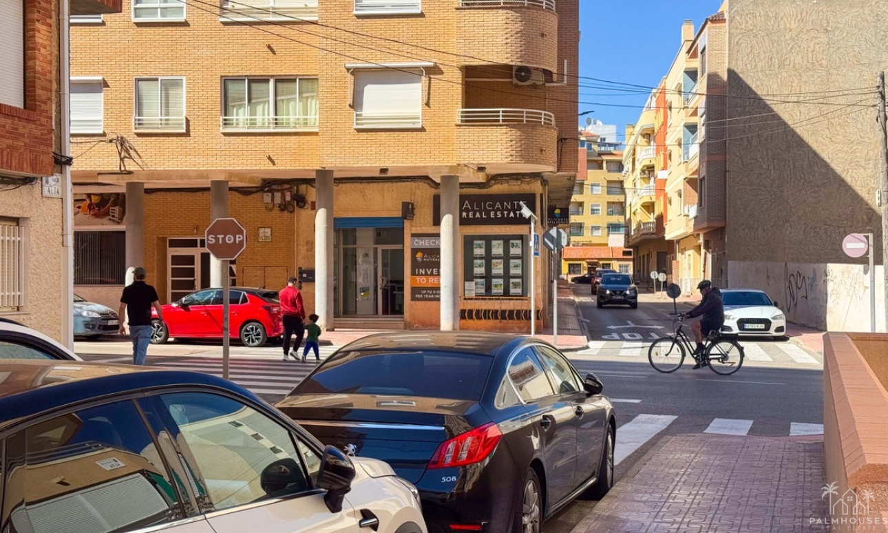 Resale - Apartments - Torrevieja - La Mata