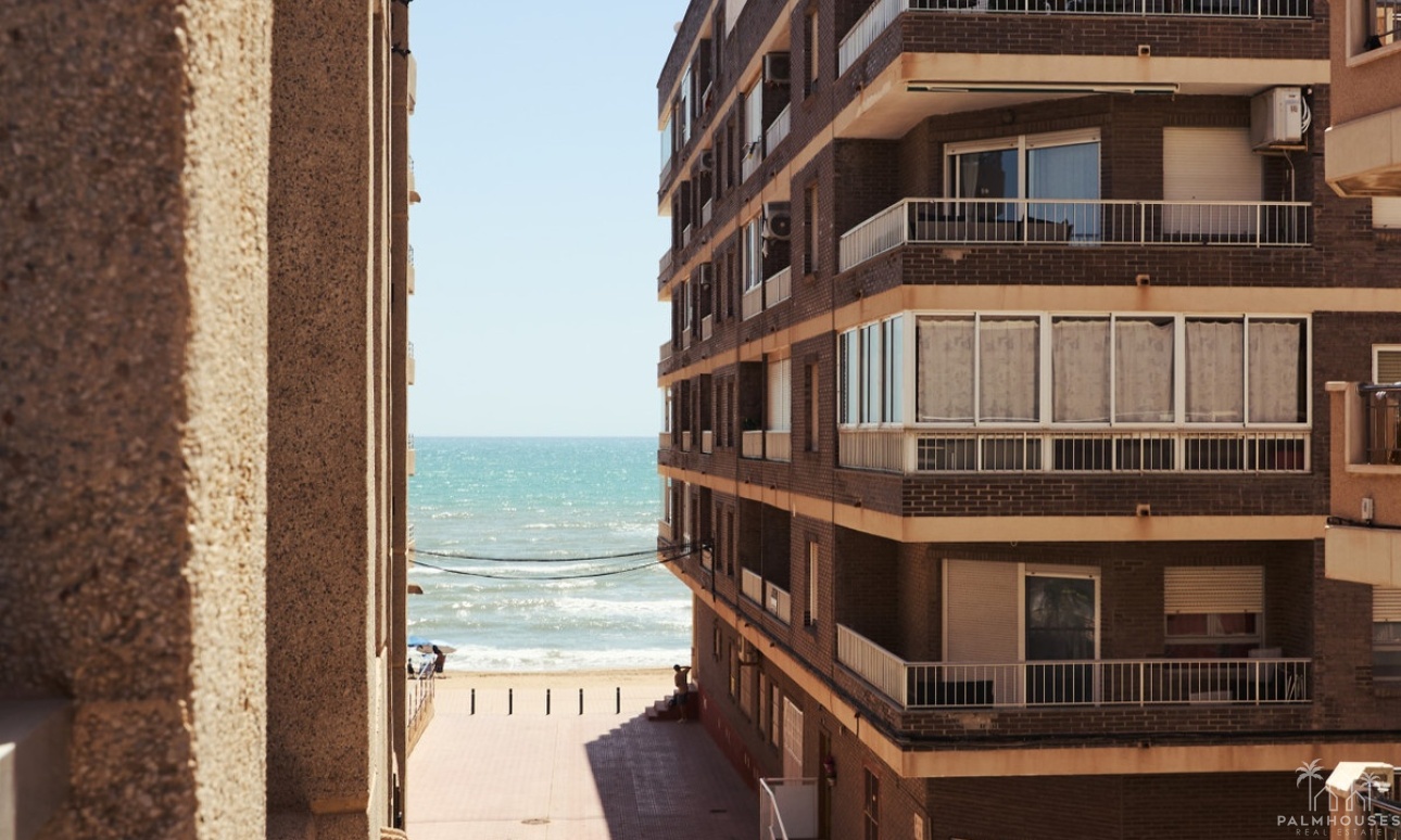 Resale - Apartments - Torrevieja - La Mata