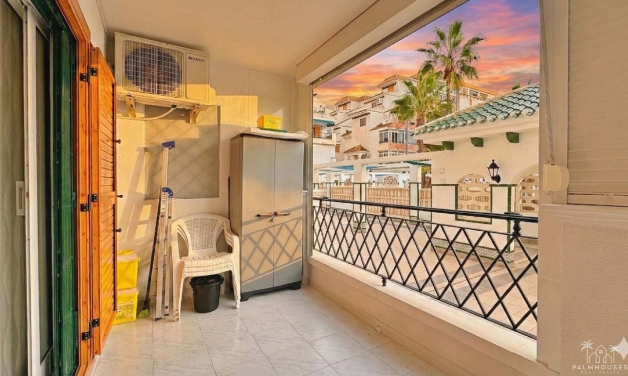 Resale - Apartments - Torrevieja - La Mata