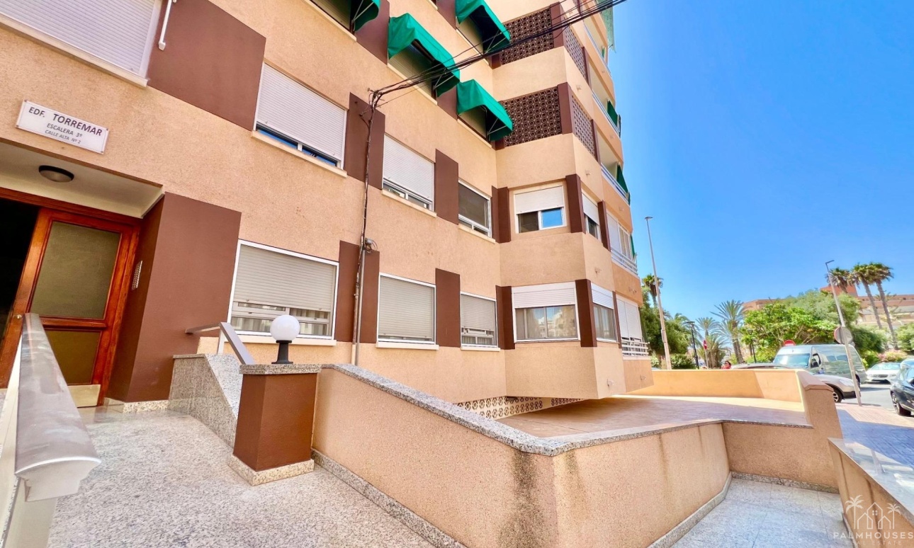 Resale - Apartments - Torrevieja - La Mata