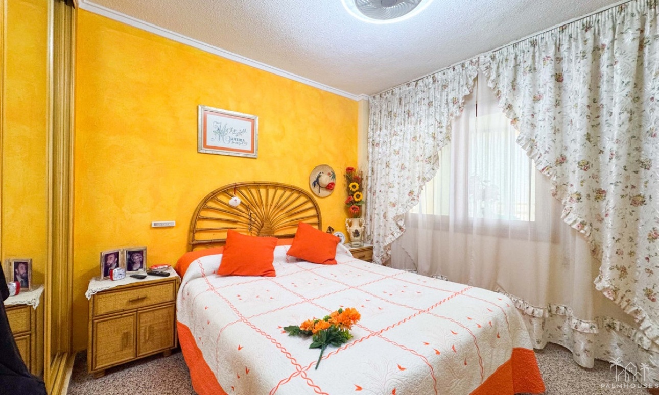 Resale - Apartments - Torrevieja - La Mata