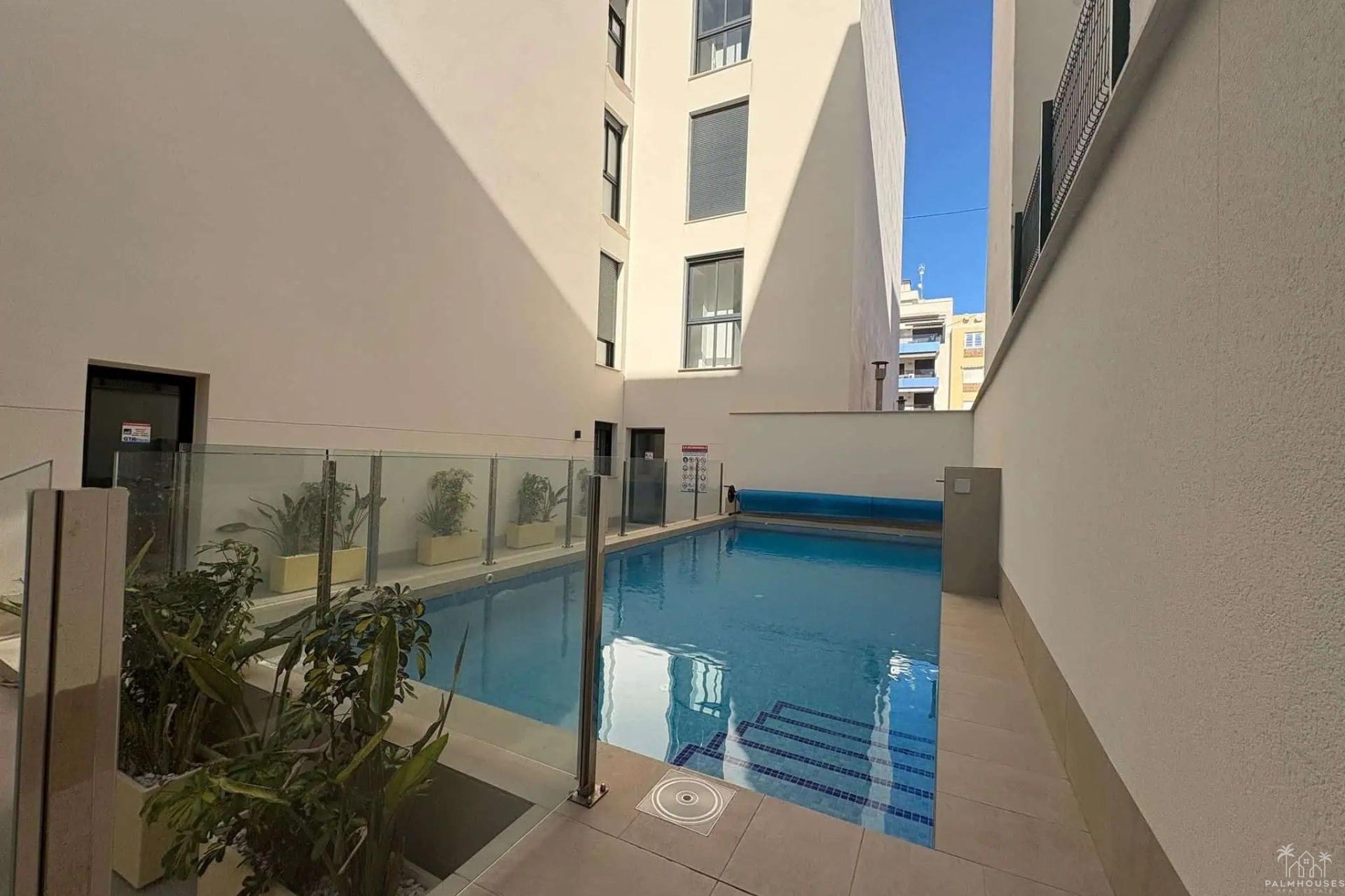 Resale - Apartments - Torrevieja - Las Piscinas Naturales