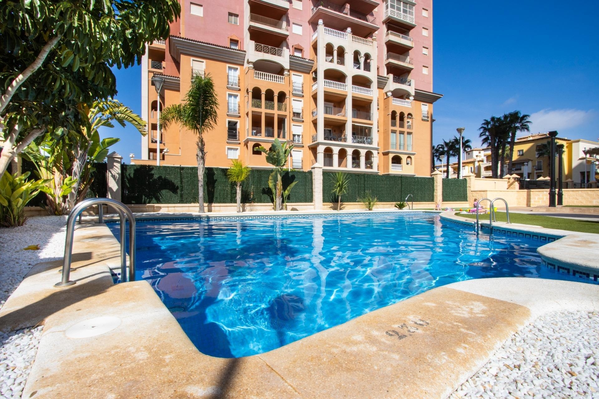 Resale - Apartments - Torrevieja - Los Frutales