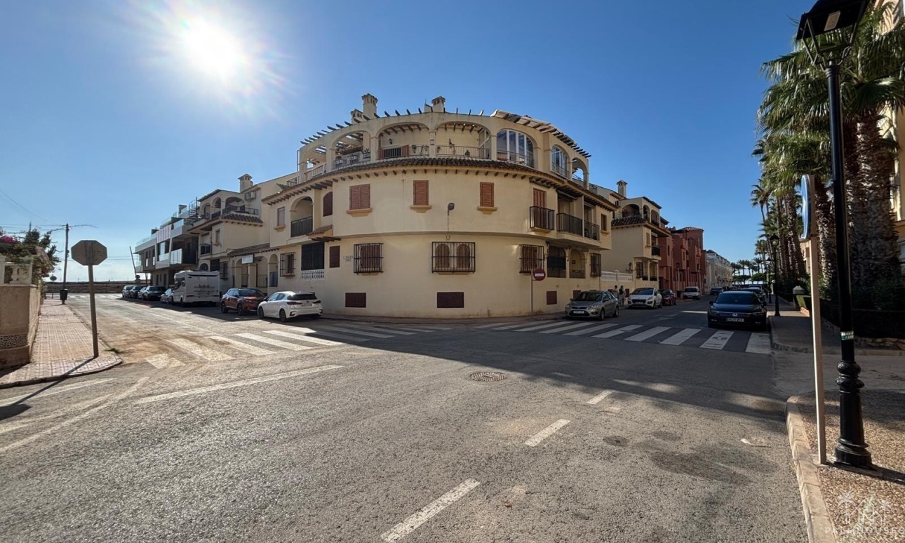 Resale - Apartments - Torrevieja - Los Frutales