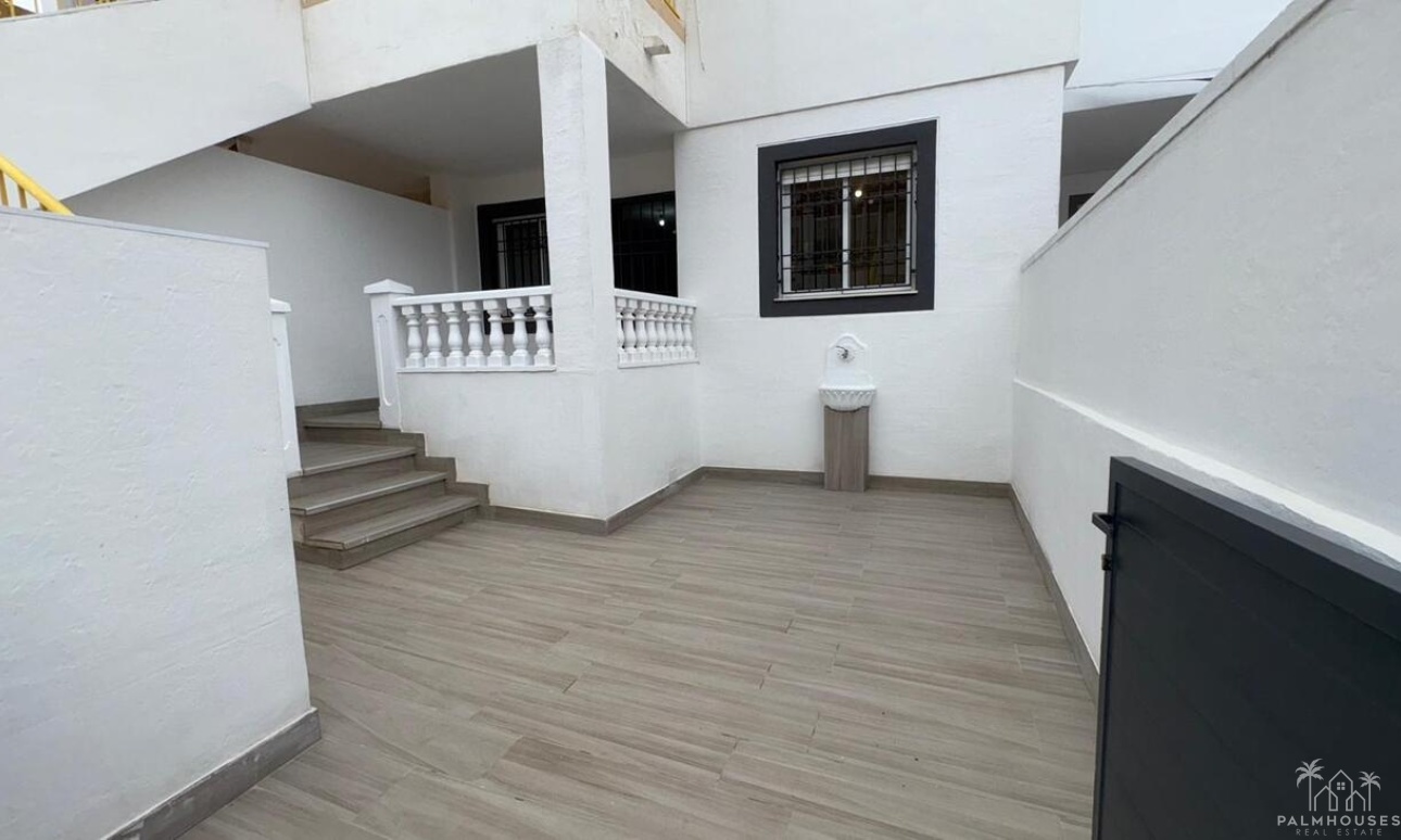 Resale - Apartments - Torrevieja - Parque de las Naciones
