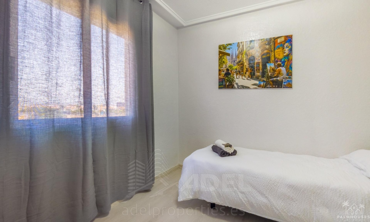 Resale - Apartments - Torrevieja - Parque de las Naciones
