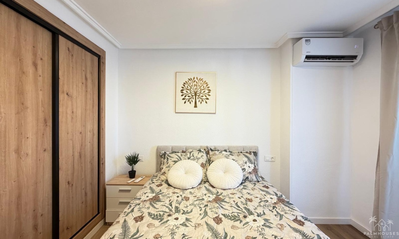 Resale - Apartments - Torrevieja - Parque de las Naciones
