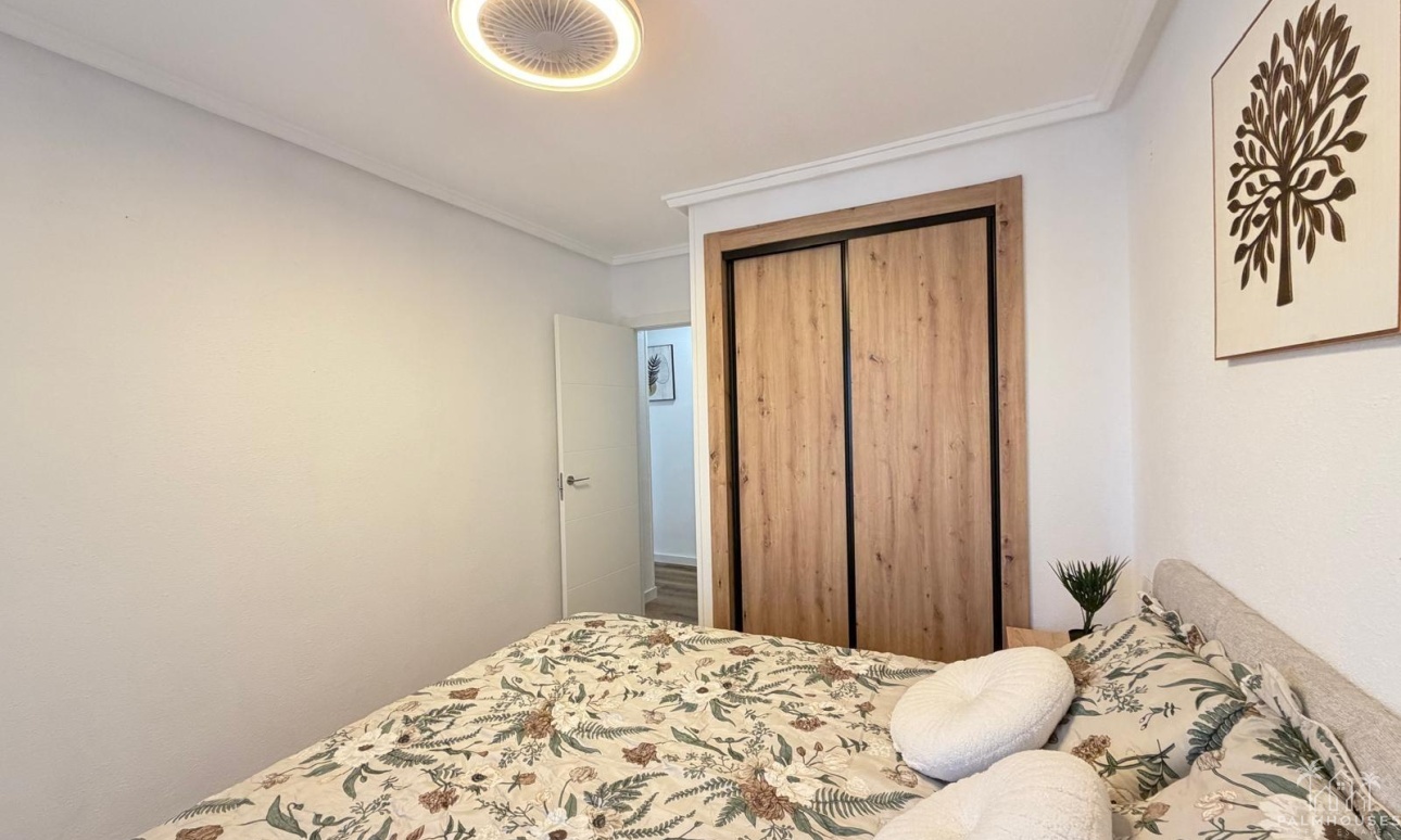 Resale - Apartments - Torrevieja - Parque de las Naciones