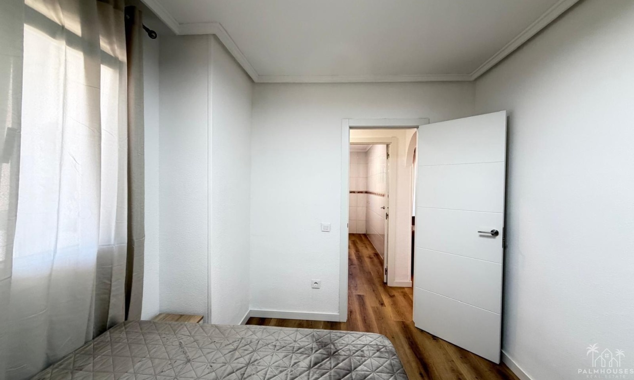 Resale - Apartments - Torrevieja - Parque de las Naciones