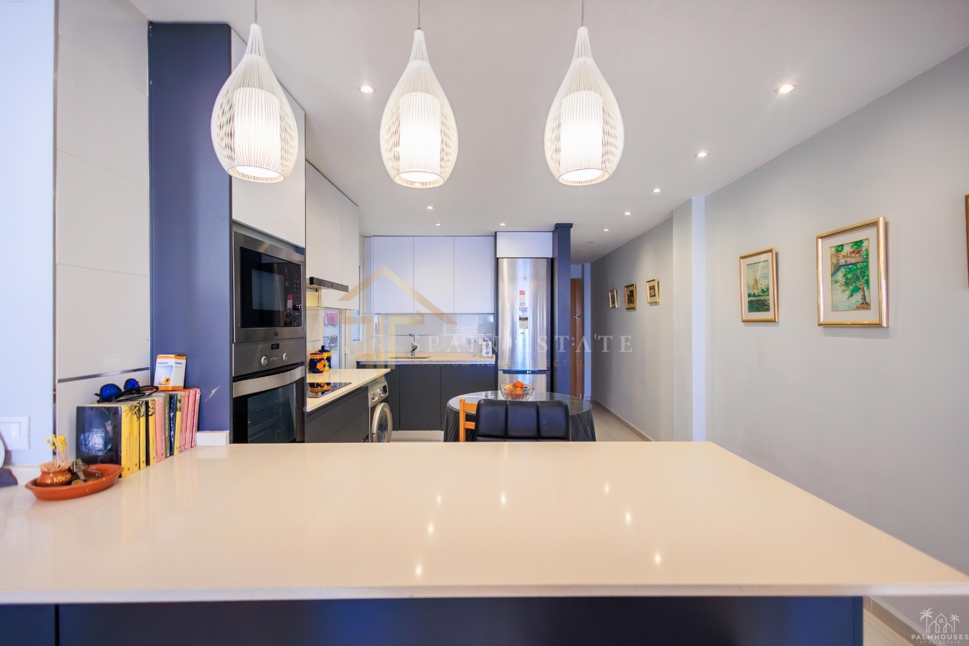 Resale - Apartments - Torrevieja - Paseo maritimo
