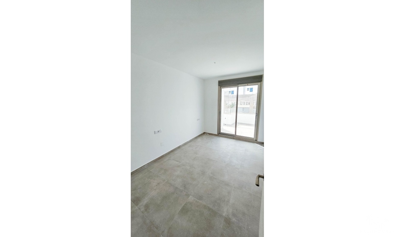 Resale - Apartments - Torrevieja - Paseo maritimo