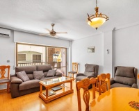 Resale - Apartments - Torrevieja - Paseo maritimo