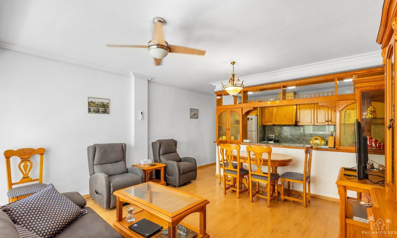 Resale - Apartments - Torrevieja - Paseo maritimo