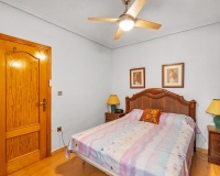 Resale - Apartments - Torrevieja - Paseo maritimo