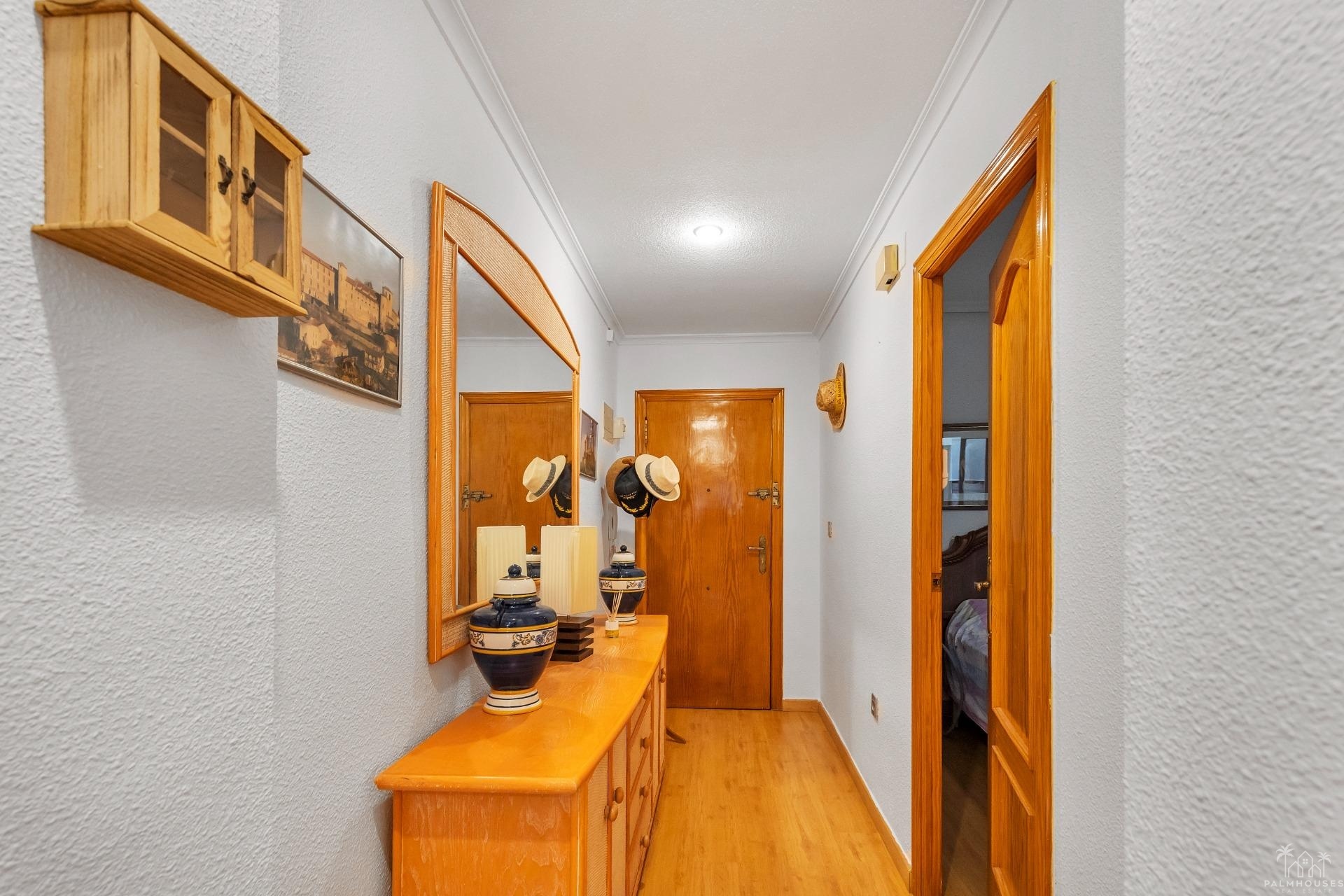 Resale - Apartments - Torrevieja - Paseo maritimo
