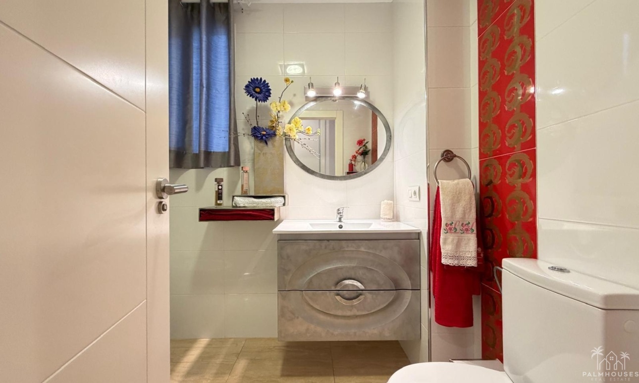 Resale - Apartments - Torrevieja - Paseo maritimo