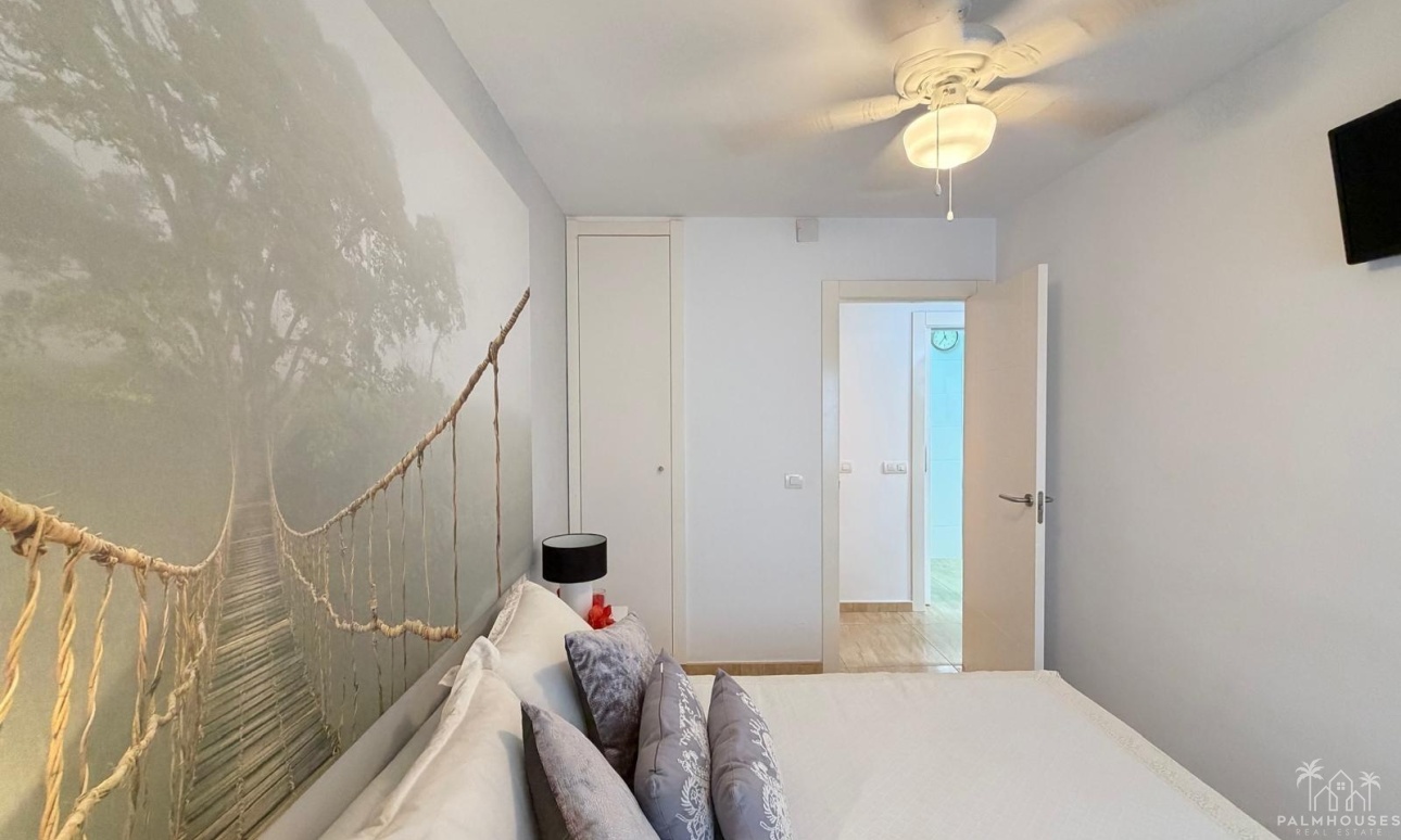 Resale - Apartments - Torrevieja - Paseo maritimo