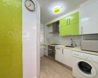 Resale - Apartments - Torrevieja - Paseo maritimo