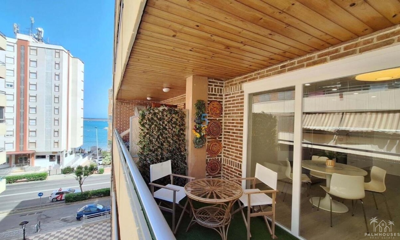 Resale - Apartments - Torrevieja - Playa Acecion