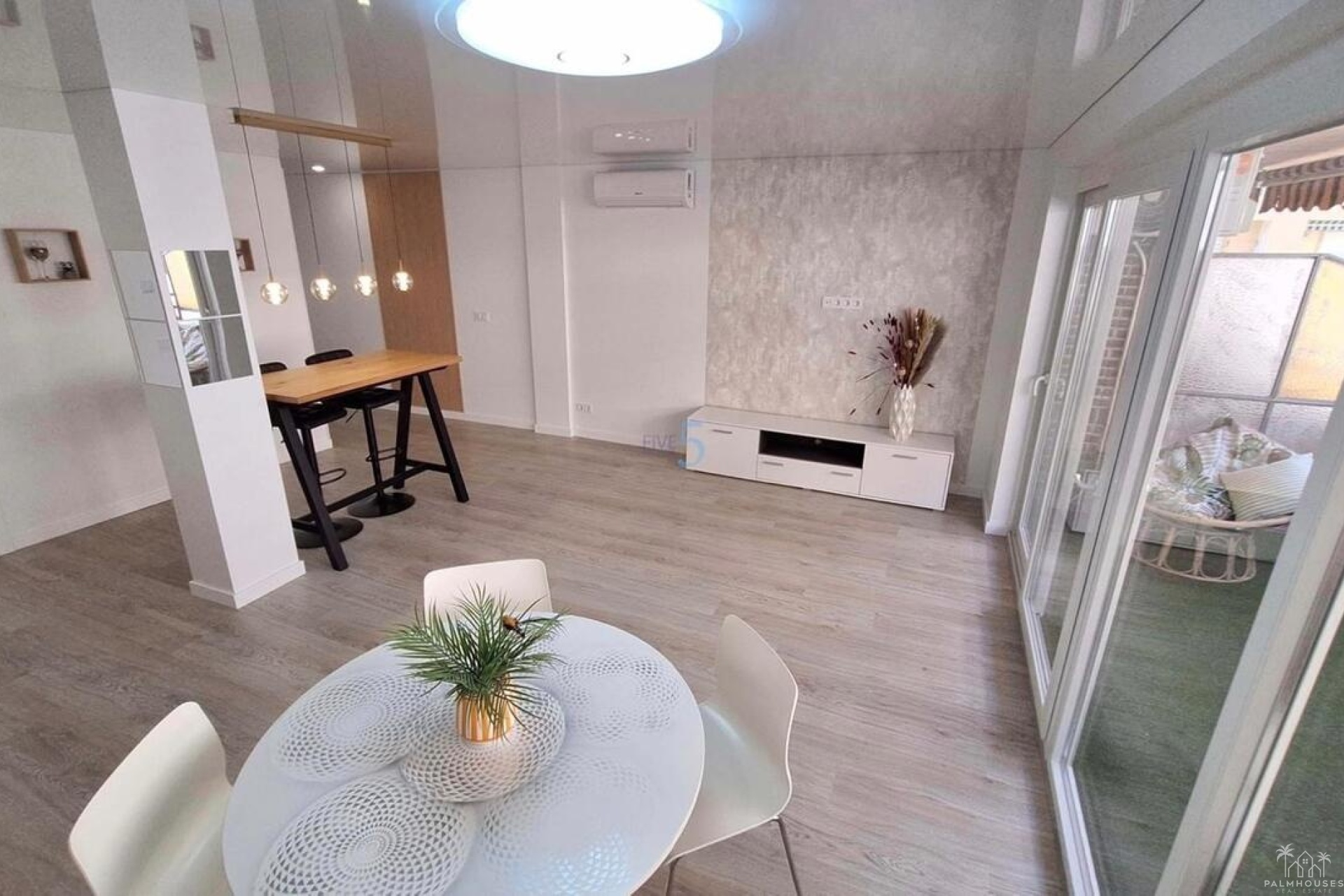 Resale - Apartments - Torrevieja - Playa Acecion