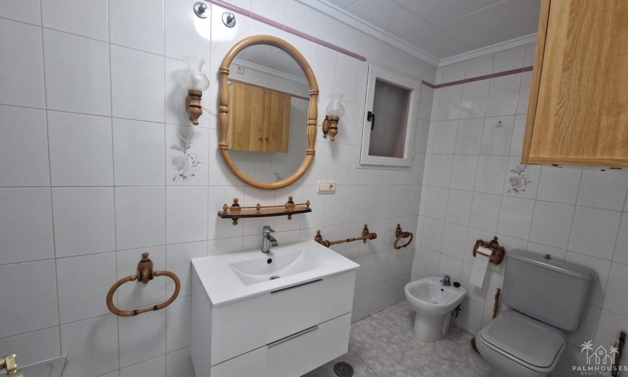 Resale - Apartments - Torrevieja - Playa de los Locos