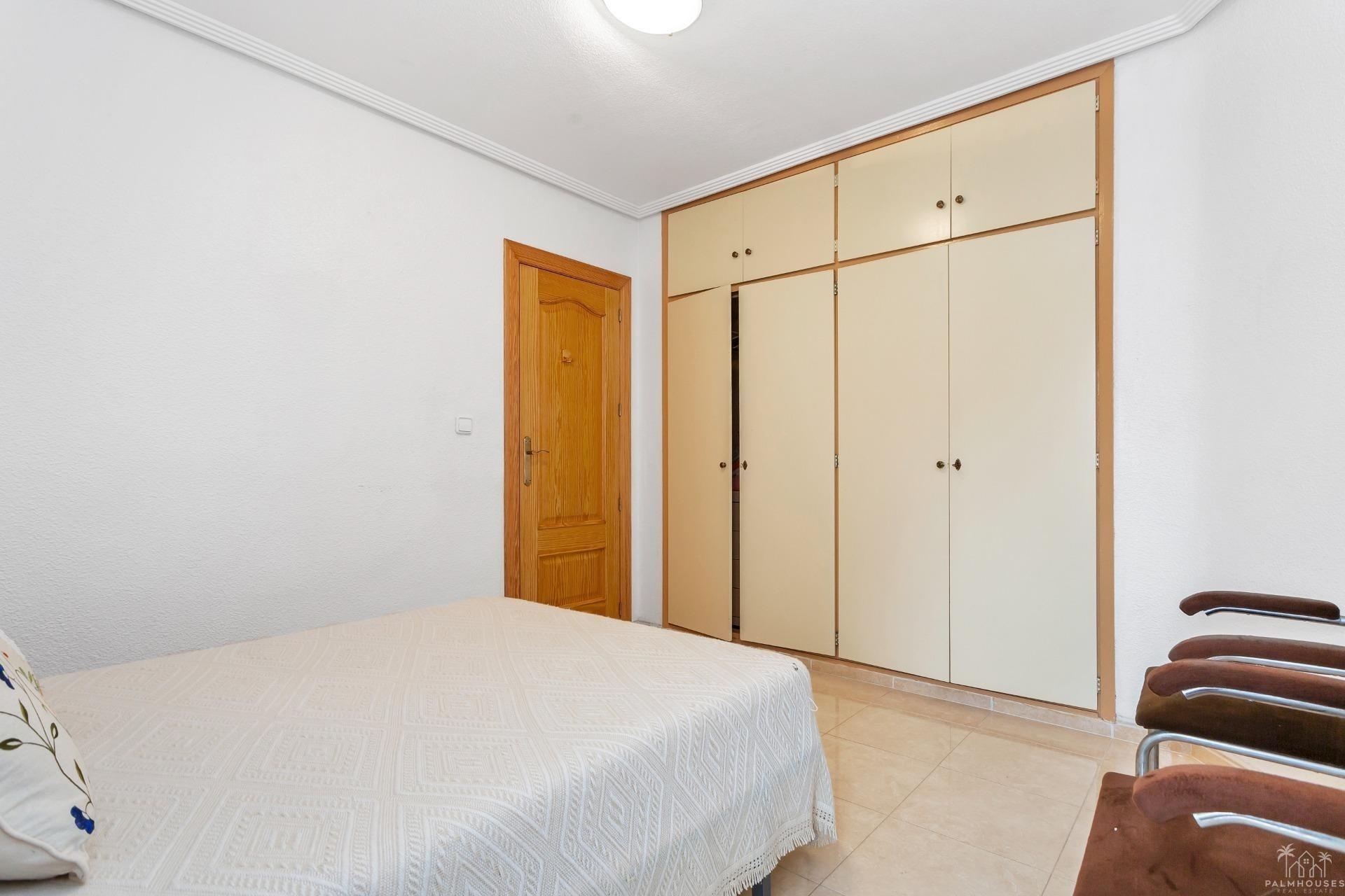 Resale - Apartments - Torrevieja - Playa de los Locos