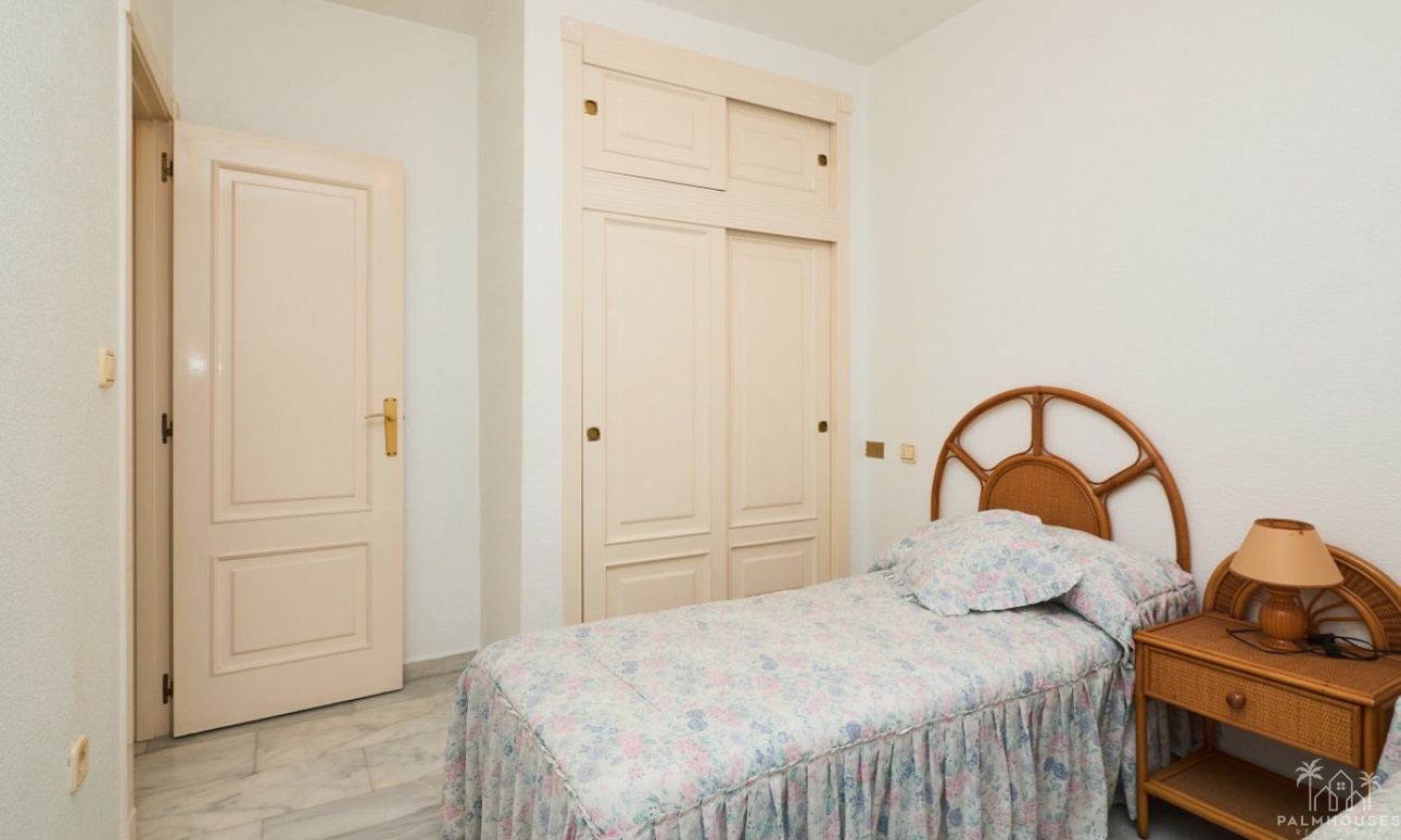 Resale - Apartments - Torrevieja - Playa de los Locos