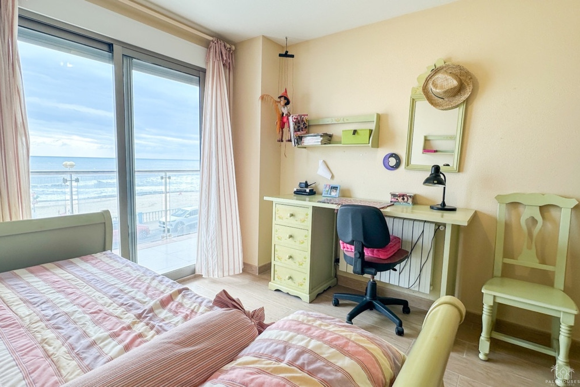 Resale - Apartments - Torrevieja - Playa de los Locos